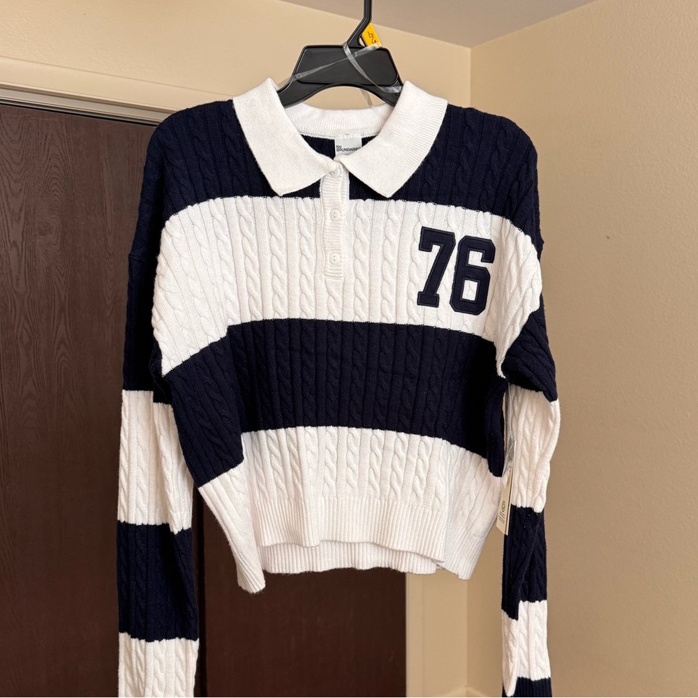 No Boundaries Women's Cable Knit Collared Pullover, XL - Picture 6 of 6